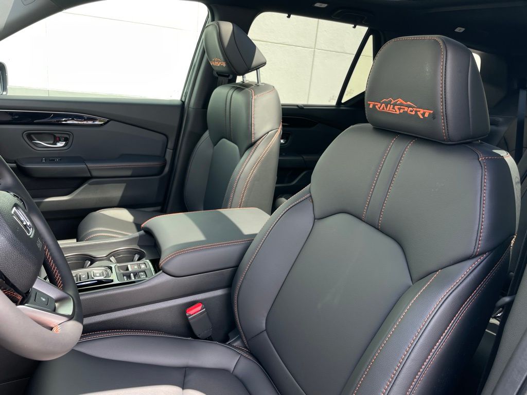 Thumbnail: 2025 Honda Pilot - 27