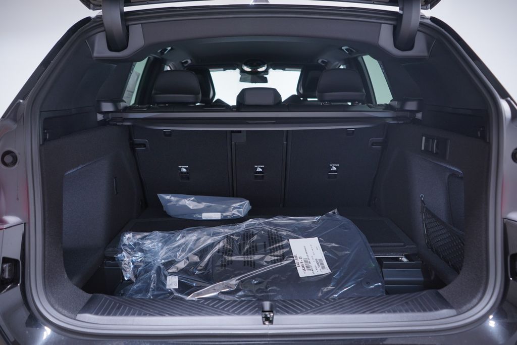 Thumbnail: 2026 BMW X3 - 13