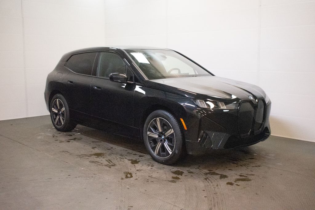 2026 BMW iX xDrive45