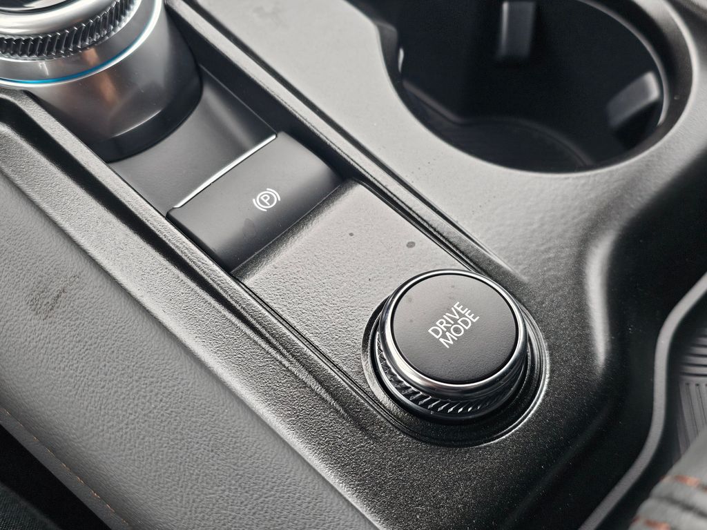 New 2026 Gray Ford Active image 31