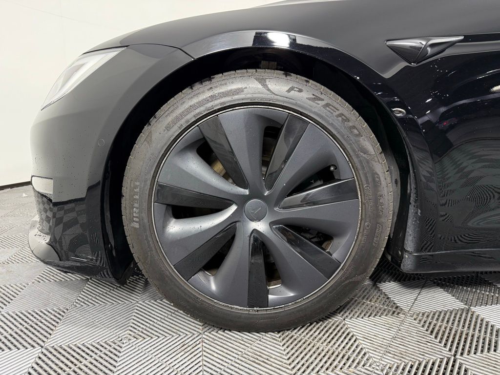 Thumbnail: 2021 Tesla Model S - 9