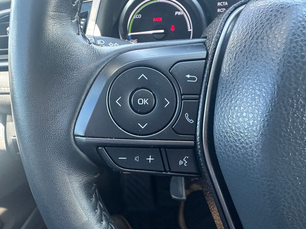 2024 Toyota Camry Hybrid SE