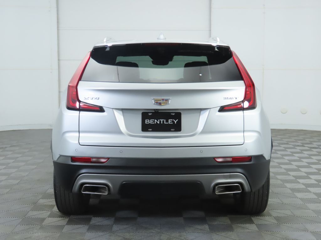 Thumbnail: 2022 Cadillac XT4 - 6