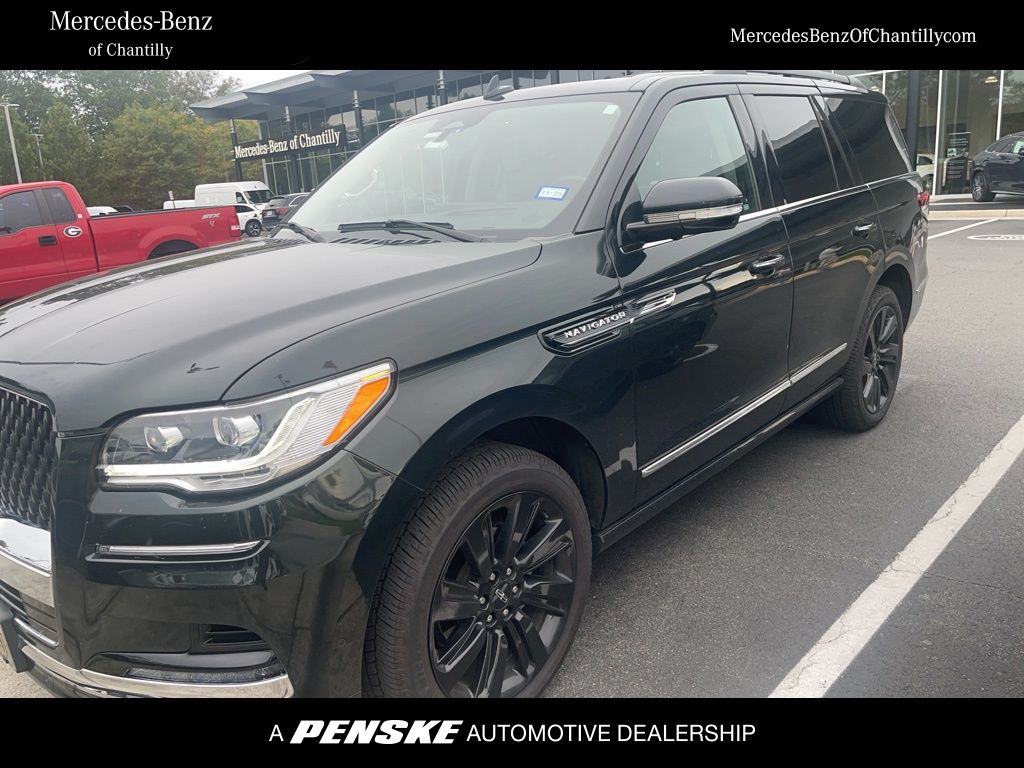 Thumbnail: 2022 Lincoln Navigator - 1