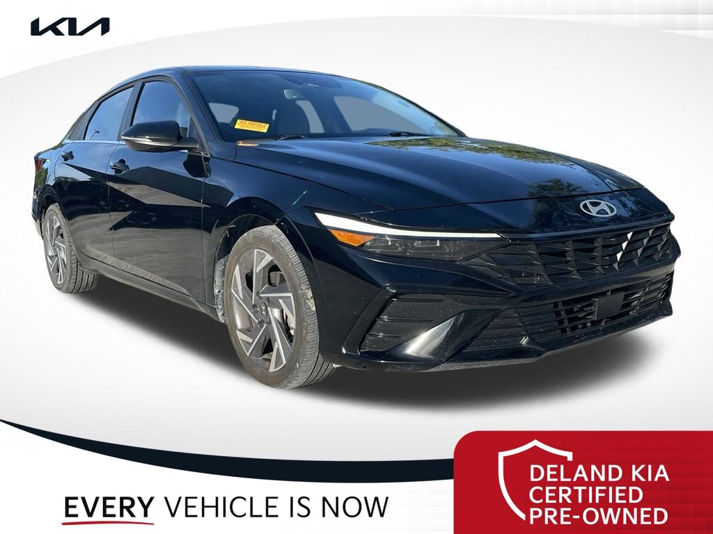 2025 Hyundai Elantra Limited - Photo 1