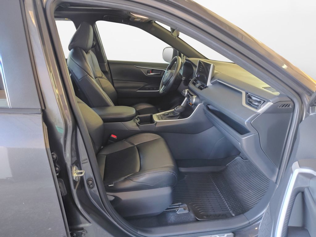 Used Car 2023 Toyota Rav4 Hybrid  Se For Sale In Austin, Texas