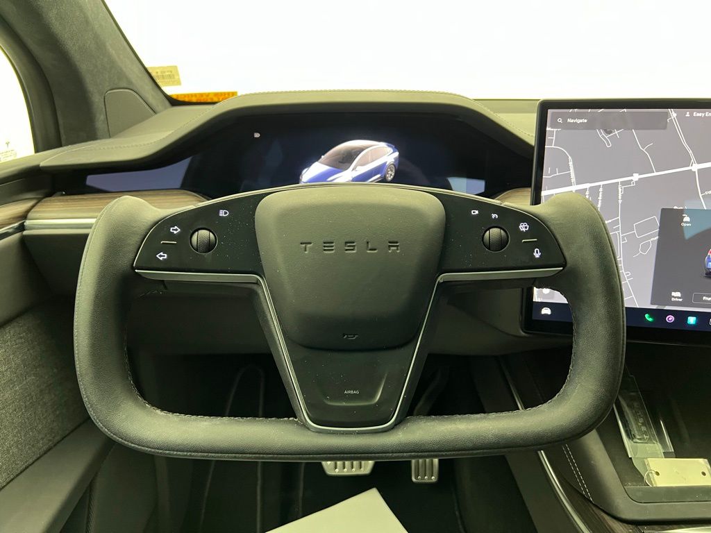 Thumbnail: 2023 Tesla Model X - 23