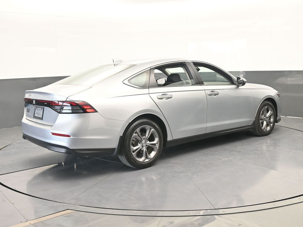 Used 2024 Silver Honda EX image 6