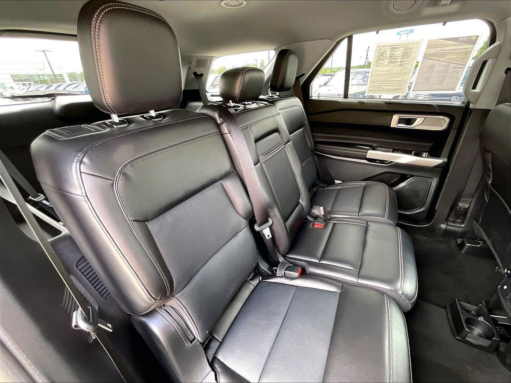 2023 Ford Explorer — photo 15