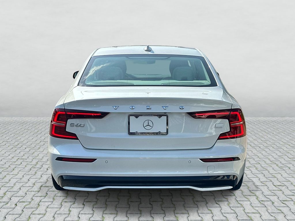 Thumbnail: 2024 Volvo S60 - 6