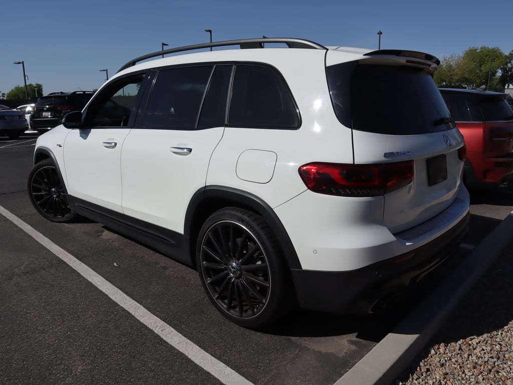 Thumbnail: 2021 Mercedes-Benz GLB - 2