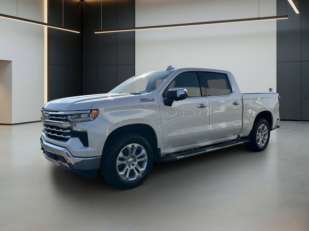 2023 Chevrolet Silverado 1500 LTZ Crew Cab 4WD