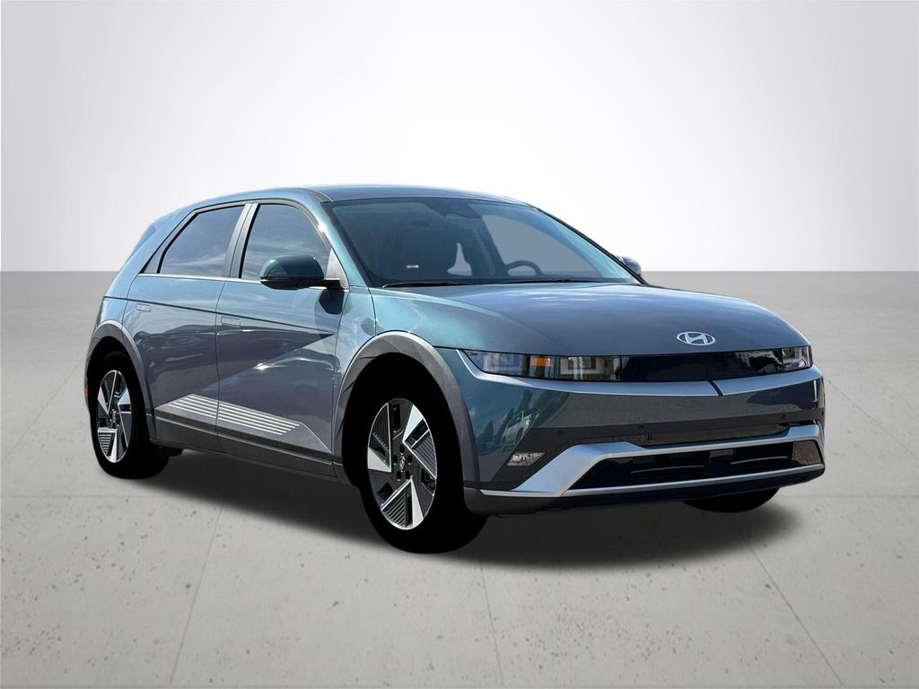 2025 Hyundai IONIQ 5 SE Standard Range