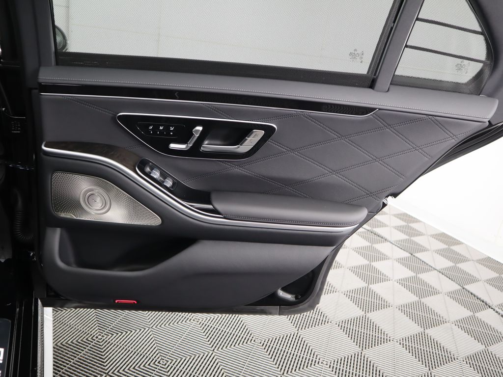 Thumbnail: 2026 Mercedes-Benz S-Class - 29
