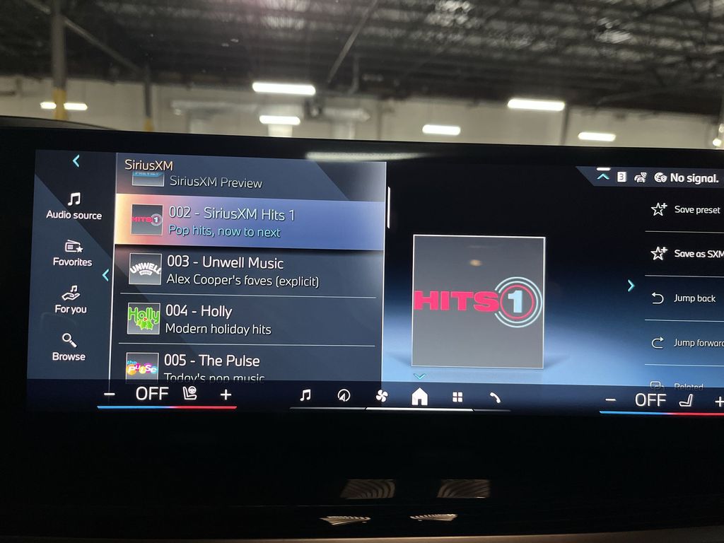 Thumbnail: 2026 BMW X6 - 16