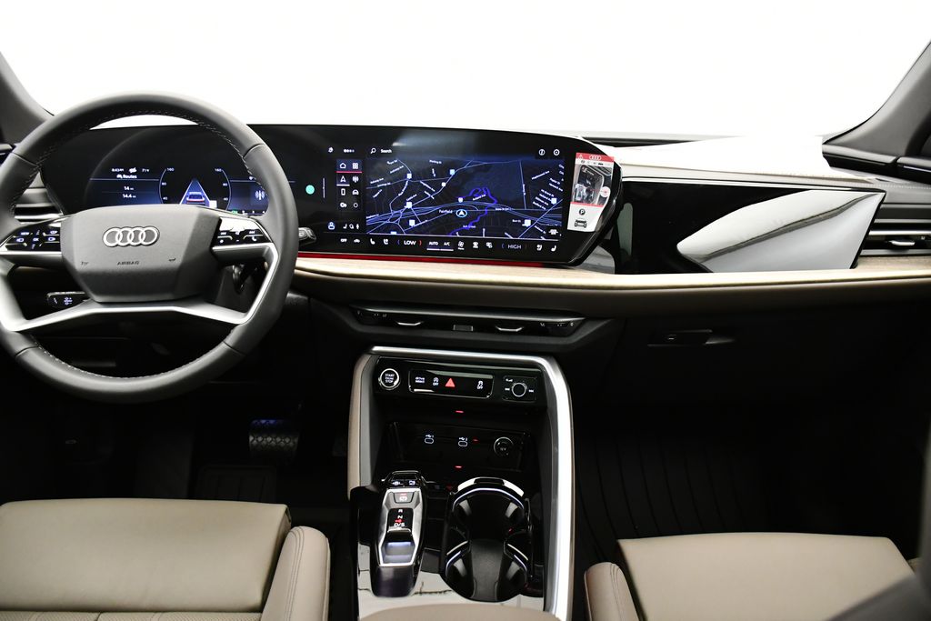 Thumbnail: 2025 Audi Q5 - 19