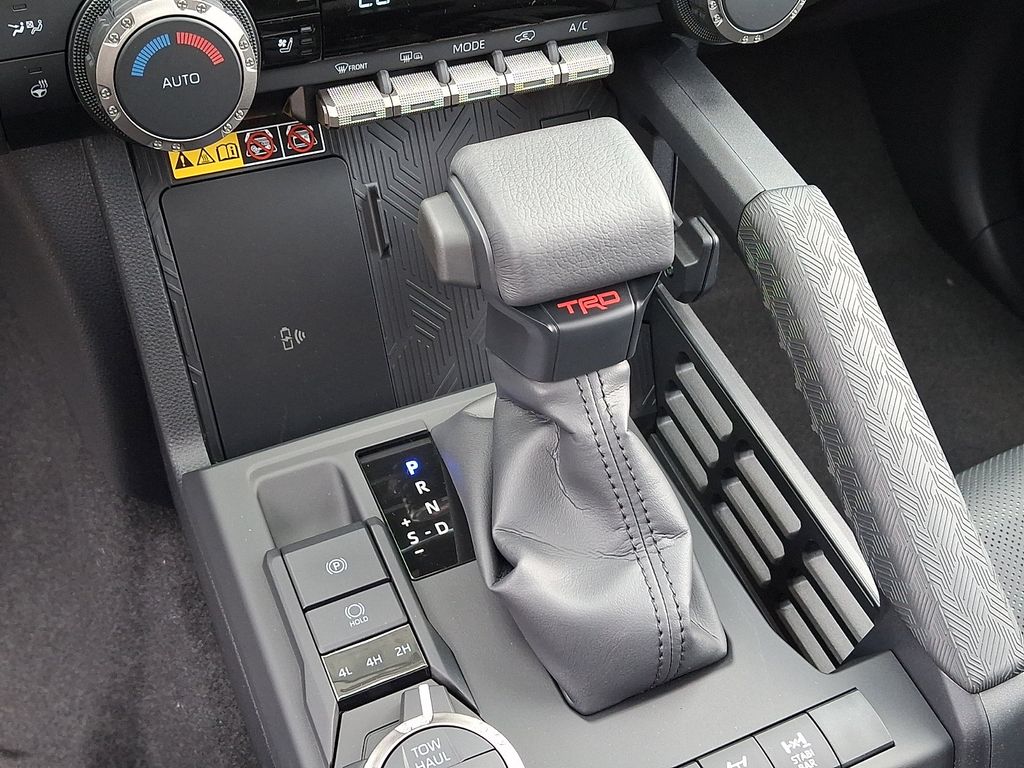 Thumbnail: 2026 Toyota 4Runner - 12