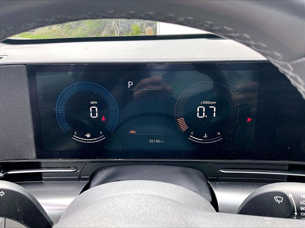 2025 Hyundai Kona — photo 24