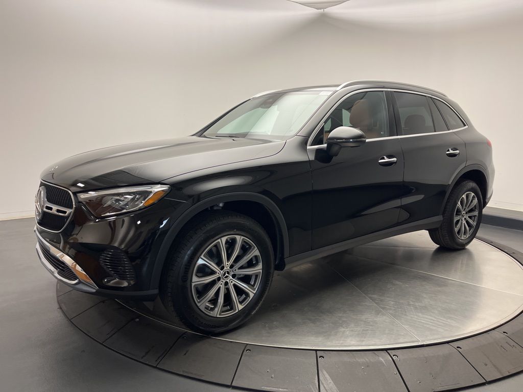 Thumbnail: 2026 Mercedes-Benz GLC - 3