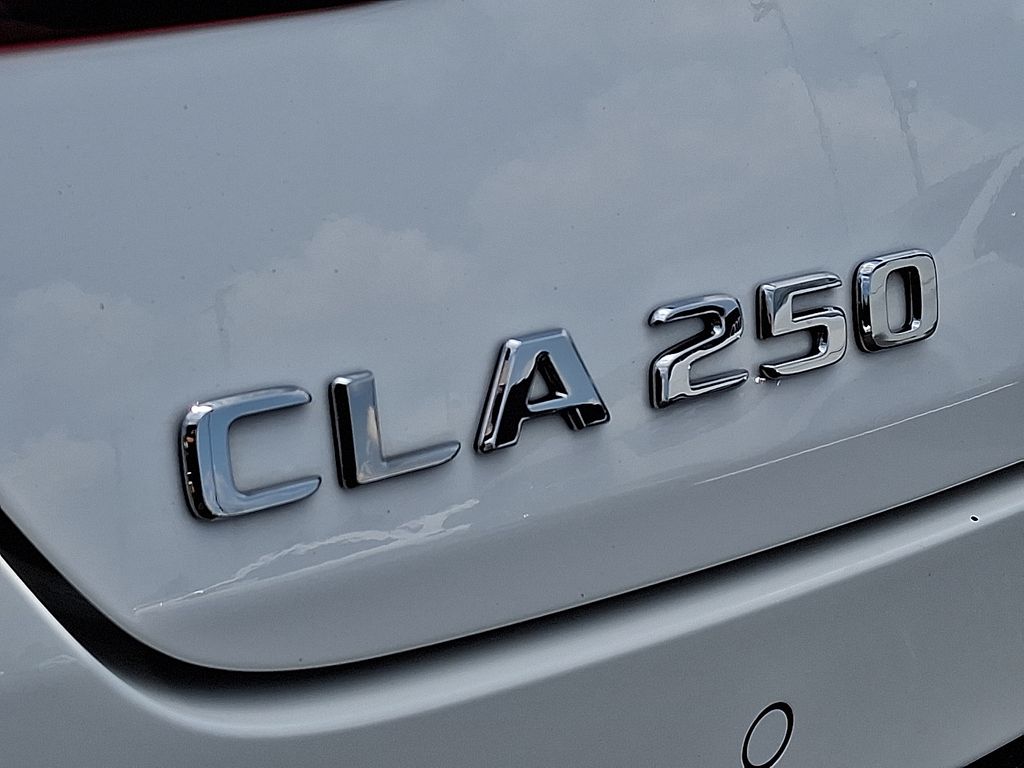 Thumbnail: 2025 Mercedes-Benz CLA - 30
