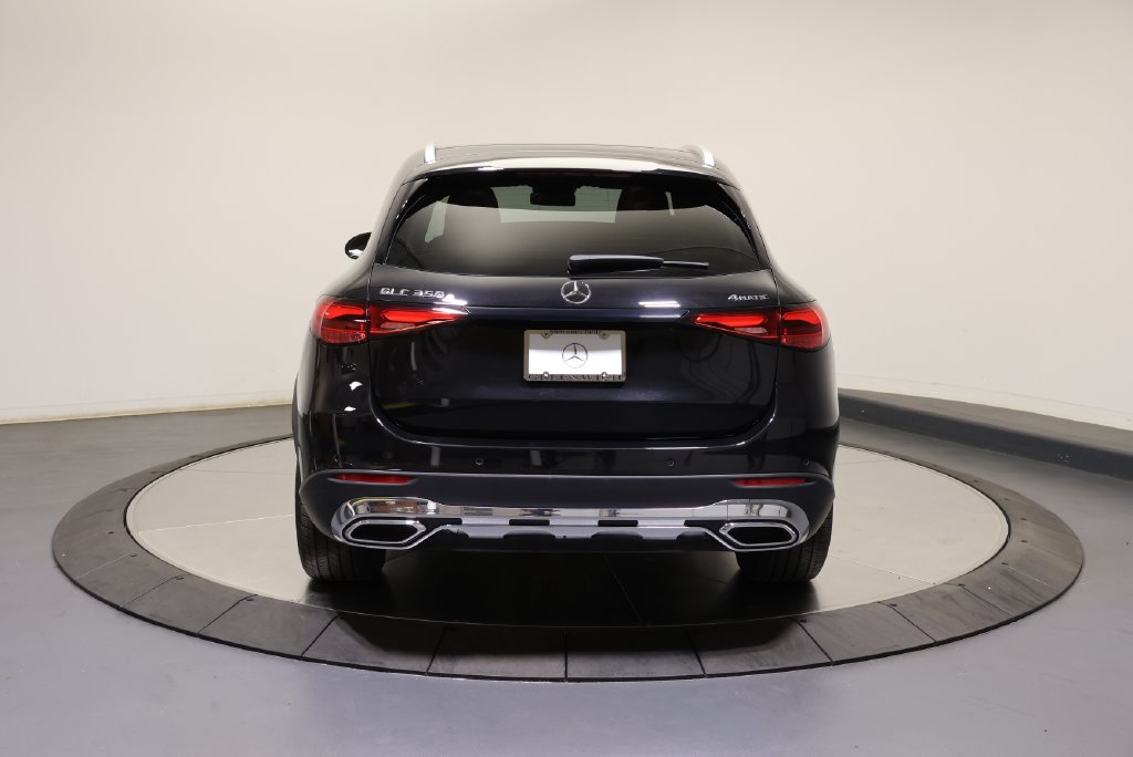 Thumbnail: 2025 Mercedes-Benz GLC - 6