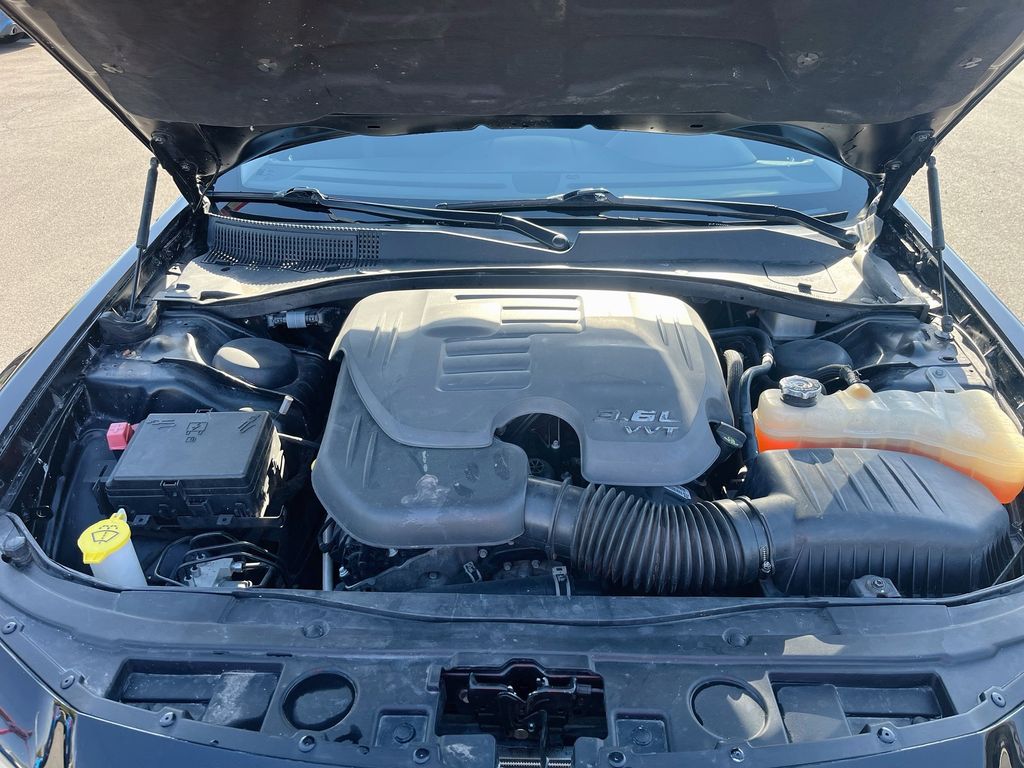 Used 2020 Black Chrysler Touring image 28