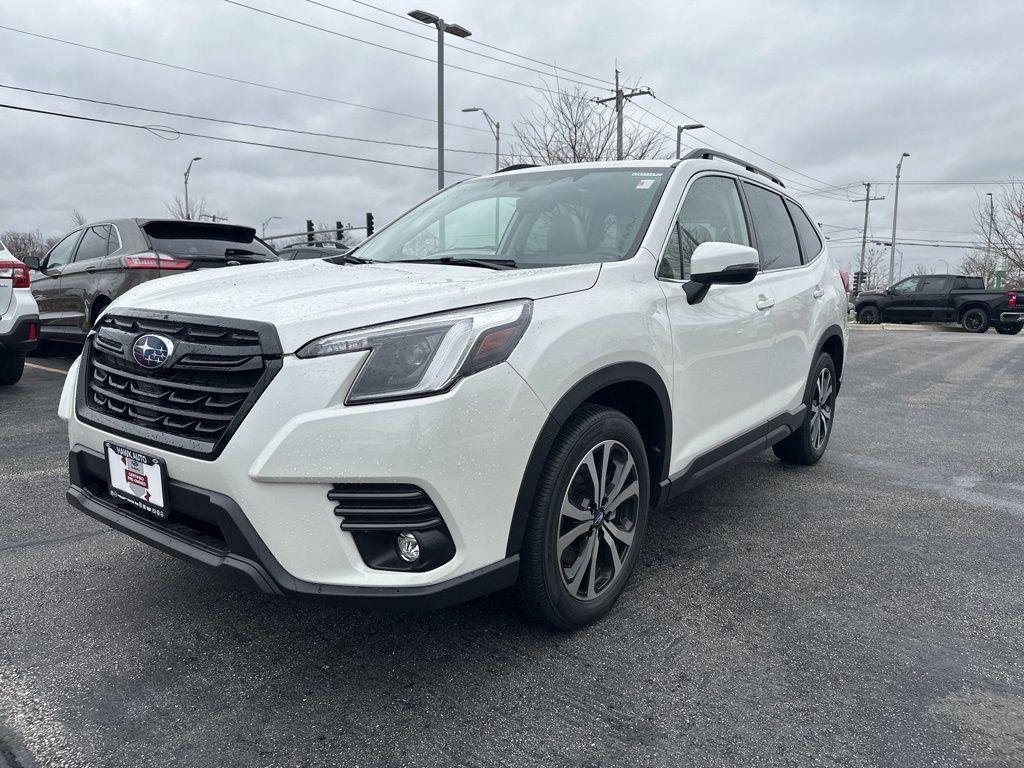 Crystal White Pearl 2024 Subaru Forester Limited Crossover AWD SUV / Crossover All-Wheel Drive Continuously Variable Transmission