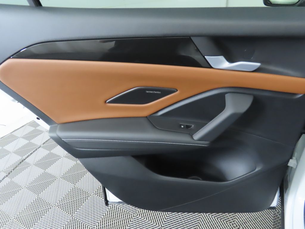 Thumbnail: 2025 Volkswagen Tiguan - 28