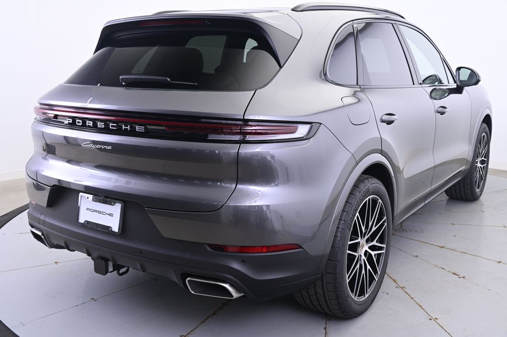 Thumbnail: 2025 Porsche Cayenne - 7