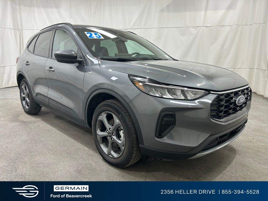 2025 Ford Escape ST-Line AWD