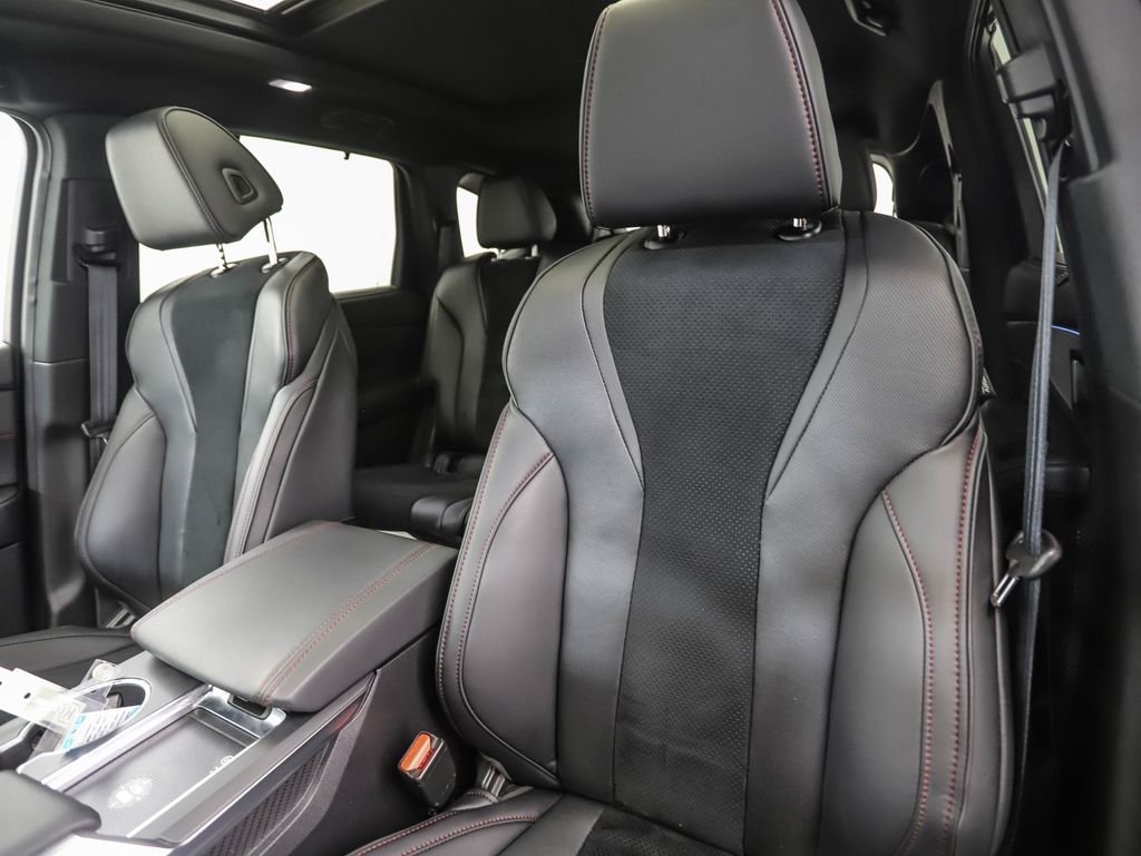 2022 Acura MDX Base 12