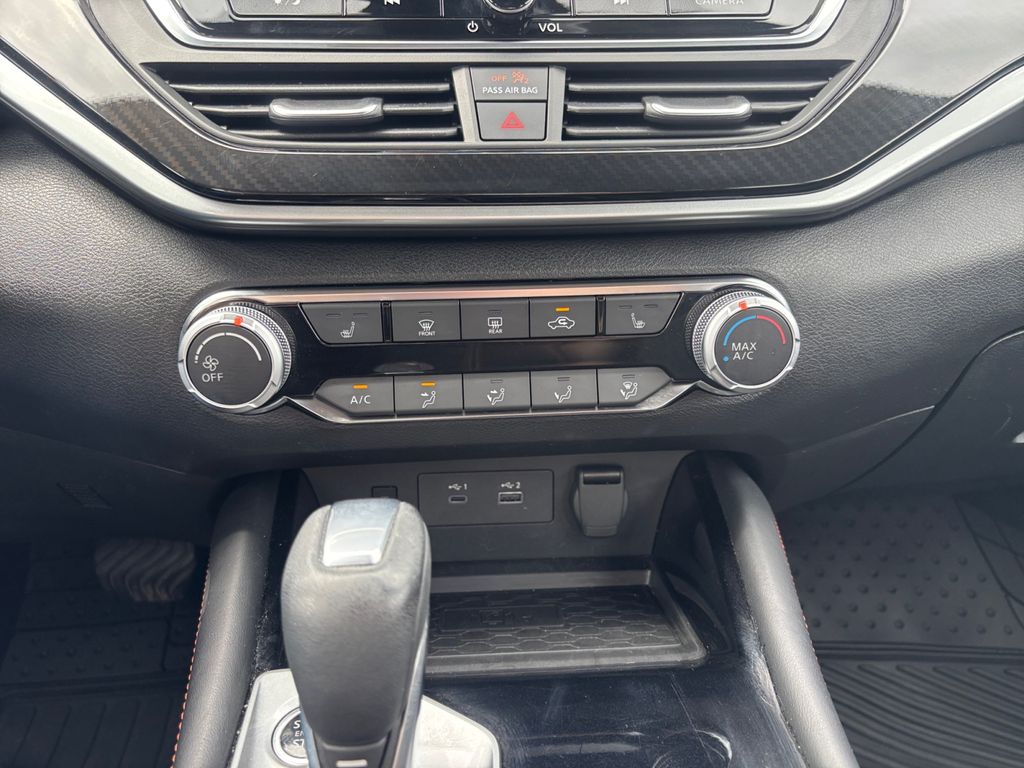 2024 Nissan Altima 2.5 SR Black at Bob Ruth Ford