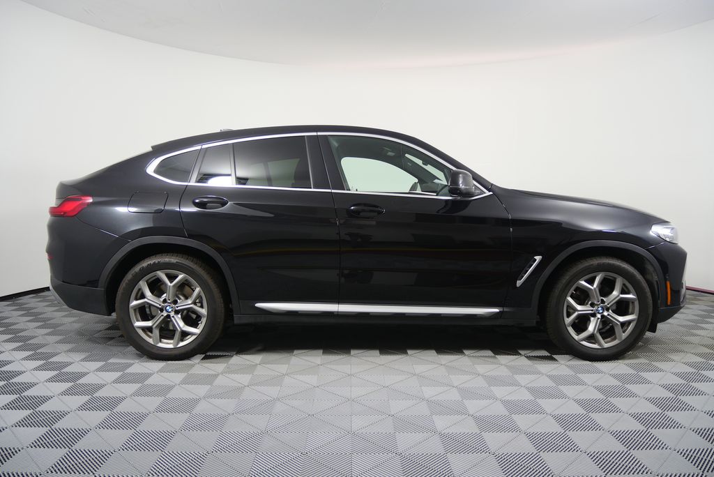 Thumbnail: 2024 BMW X4 - 2