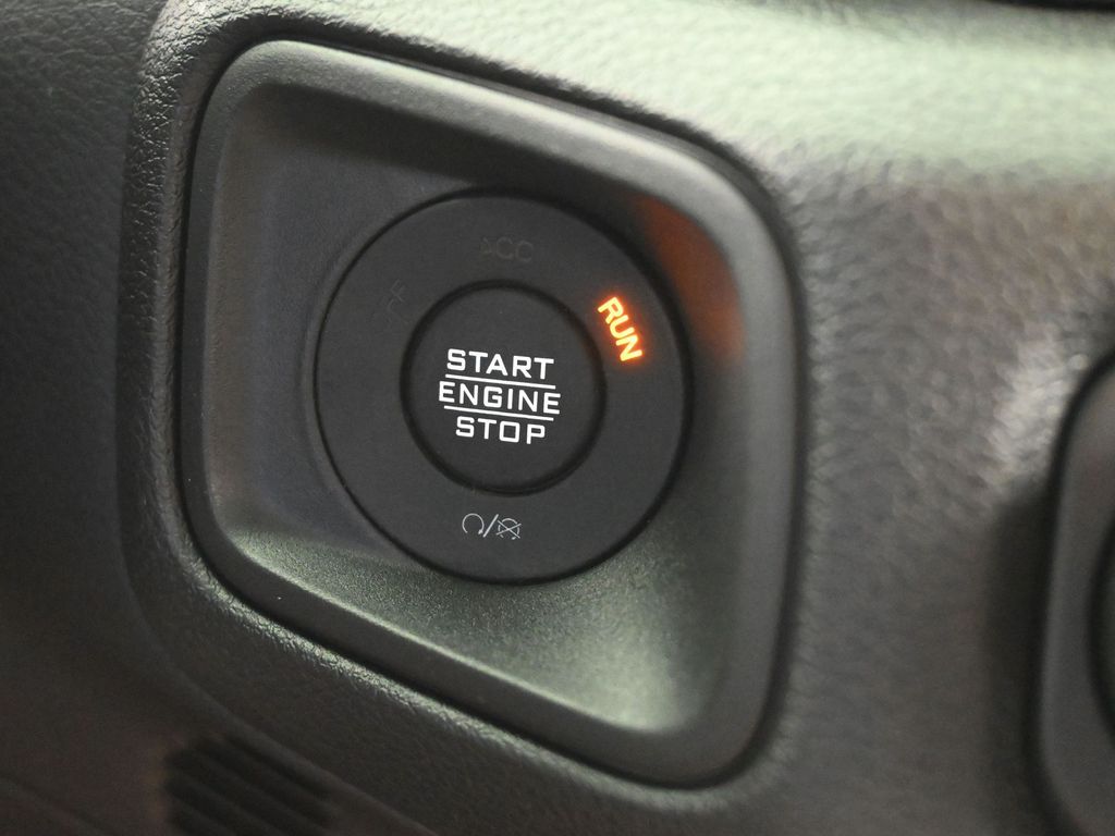 New 2026 Mojito Clearcoat Jeep Sport image 24