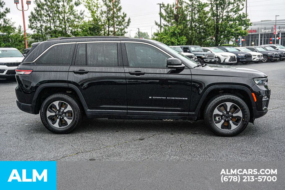 Used 2024 Black Jeep 4xe image 9
