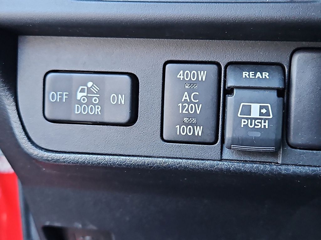 Thumbnail: 2017 Toyota Tacoma - 27