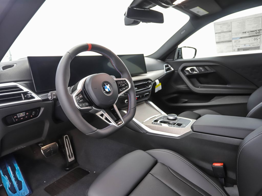 Thumbnail: 2025 BMW 2 Series - 10