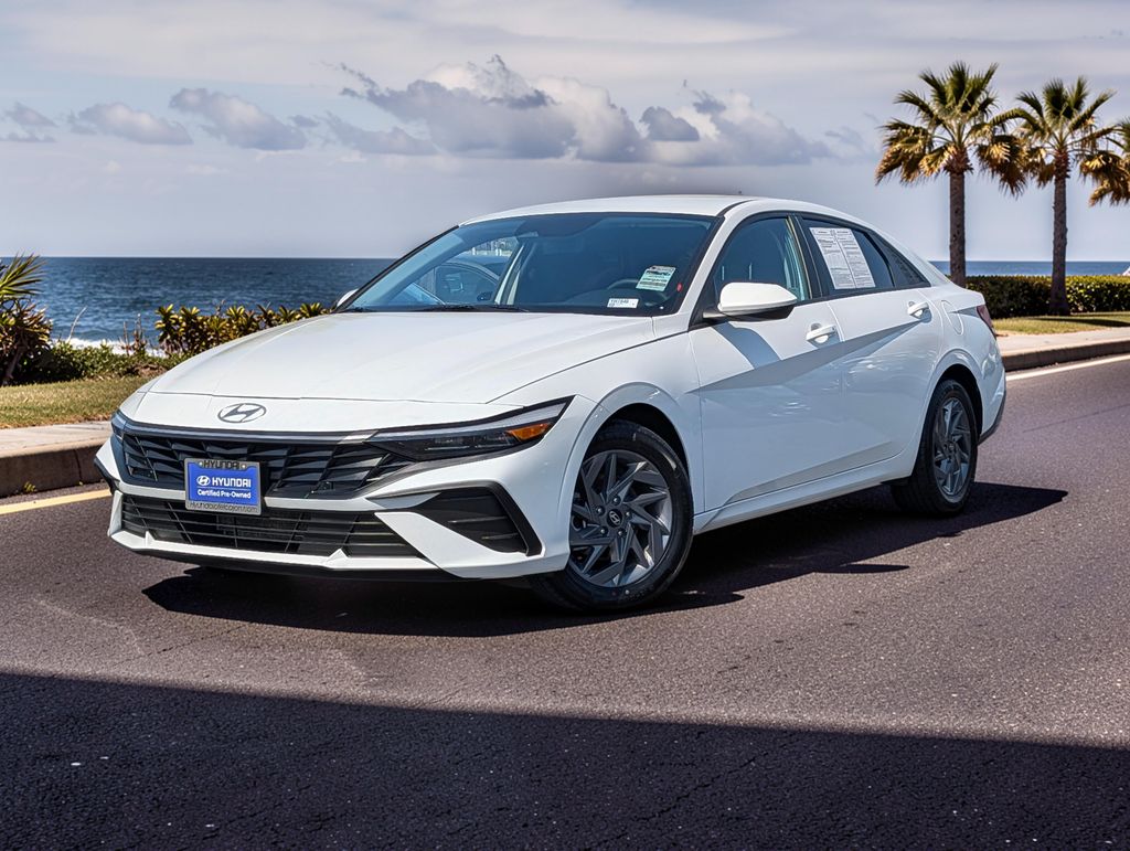 Serenity White 2024 Hyundai Elantra Sedan Front-Wheel Drive Continuously Variable Transmission