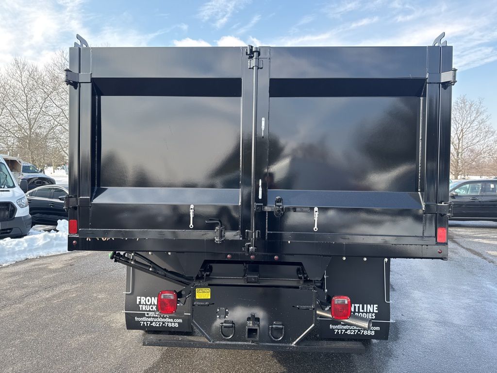 2025 Ford F-550 Chassis XL