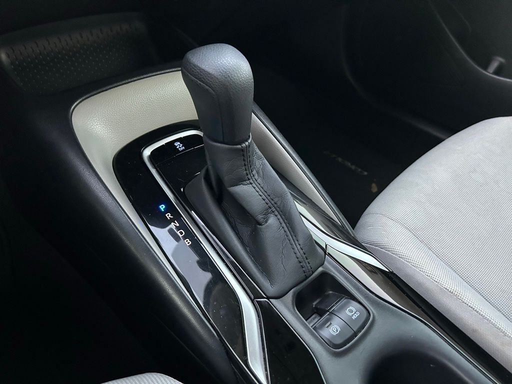 Thumbnail: 2021 Toyota Corolla - 26