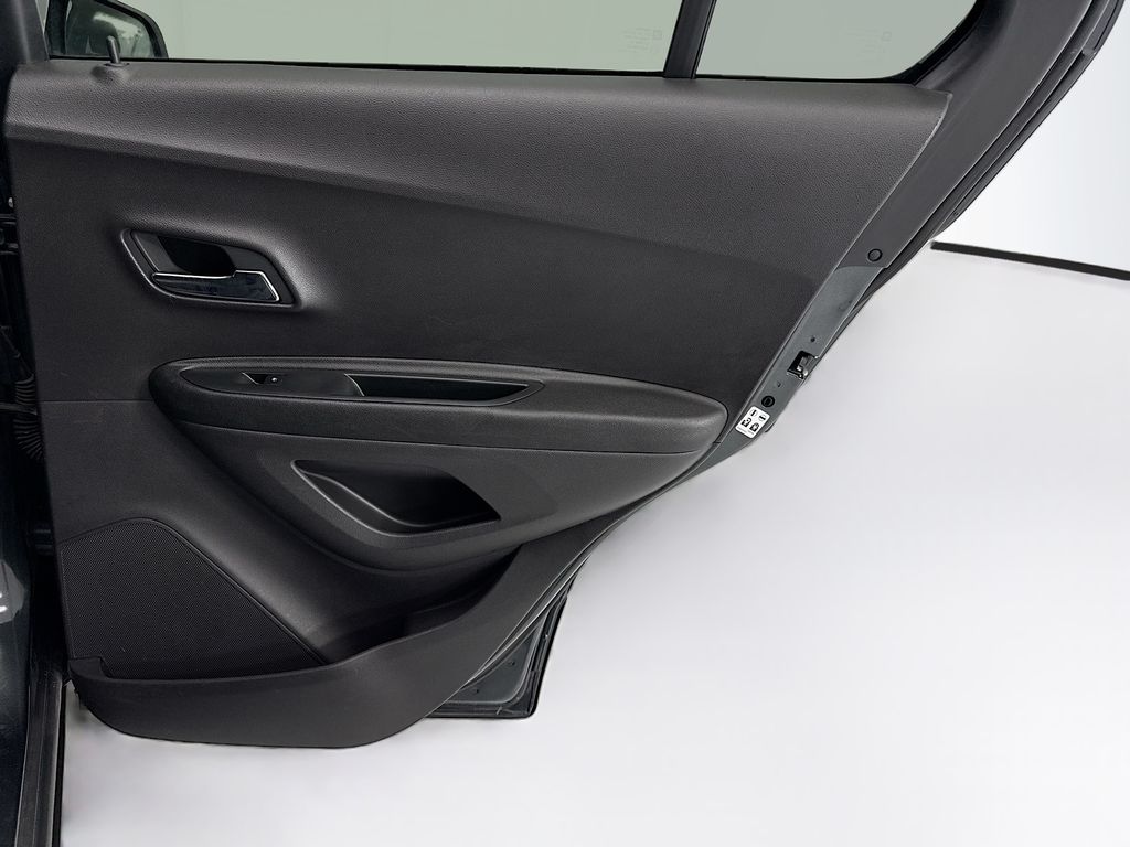 Thumbnail: 2019 Chevrolet Trax - 25