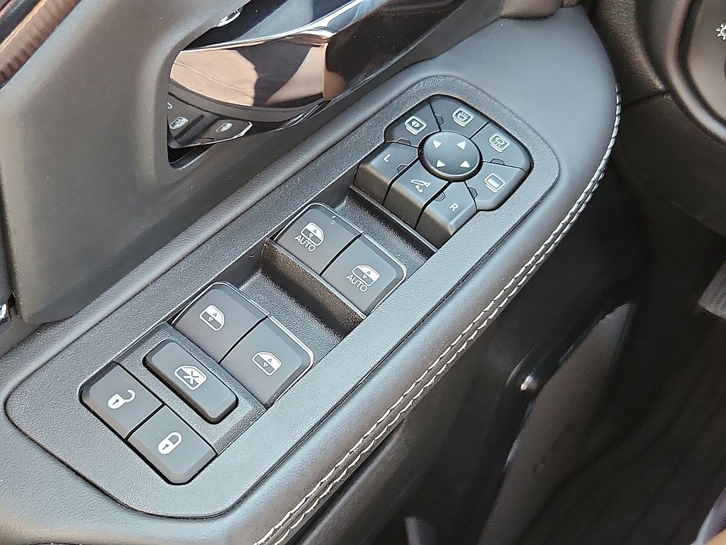 2025 RAM 2500 Rebel - Photo 20