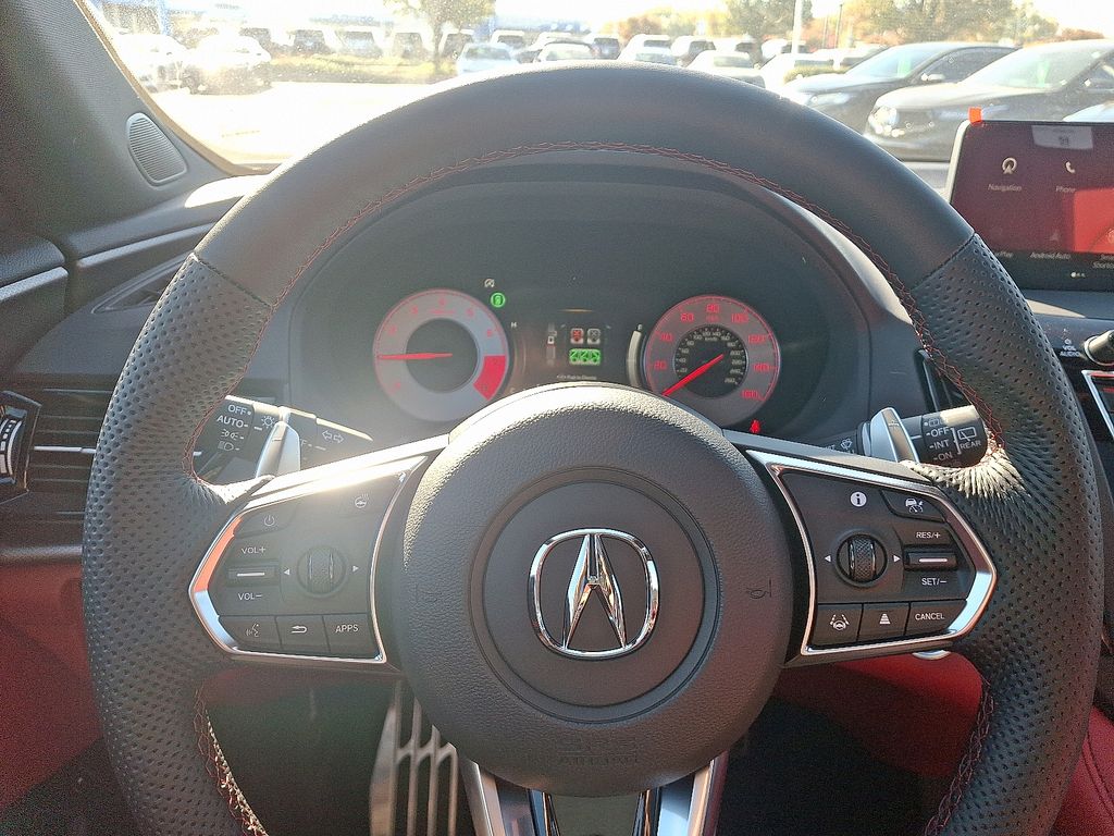 Thumbnail: 2025 Acura RDX - 11