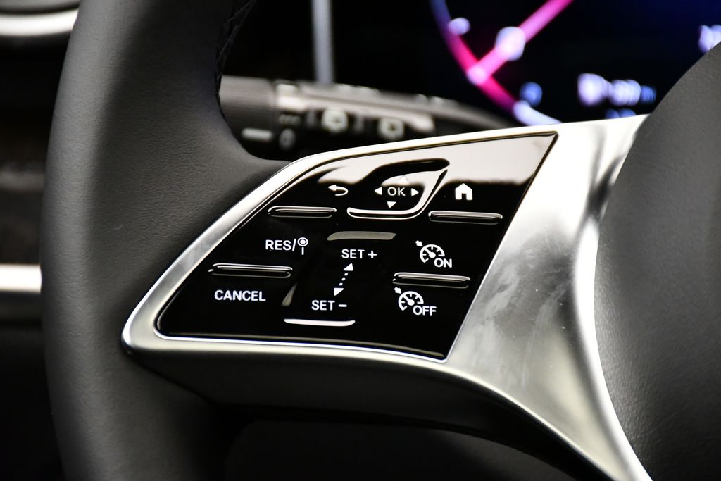 Thumbnail: 2026 Mercedes-Benz GLC - 23