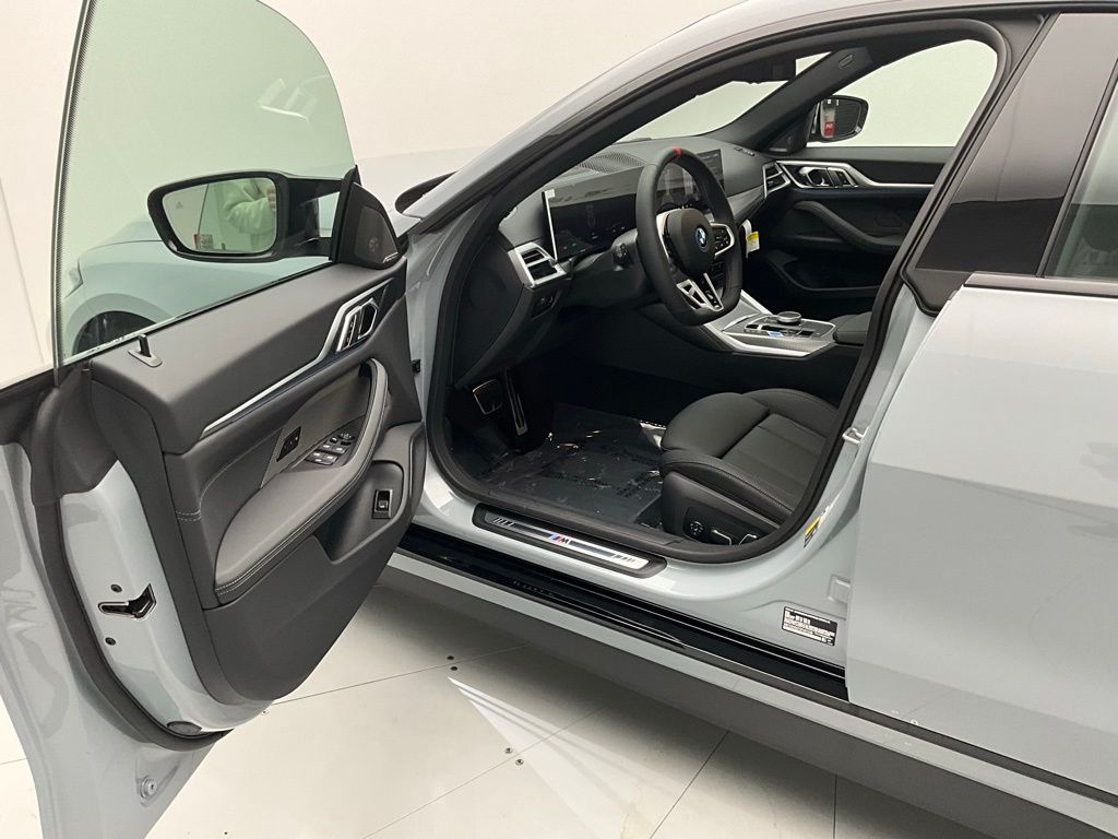 2025 BMW i4 M50 22