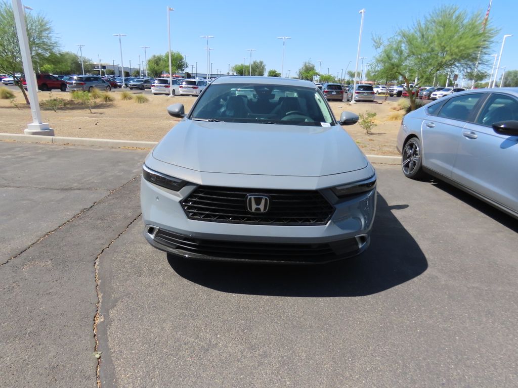 2025 Honda Accord Touring 2