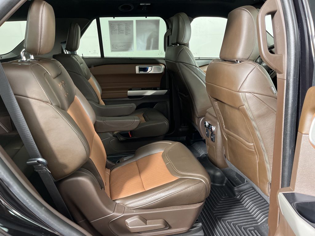 Thumbnail: 2022 Ford Explorer - 8