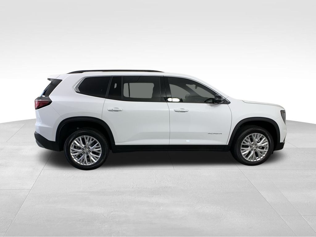 2024 GMC Acadia Elevation 7