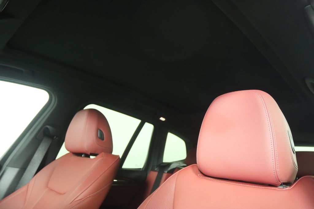 Thumbnail: 2024 BMW X3 - 13