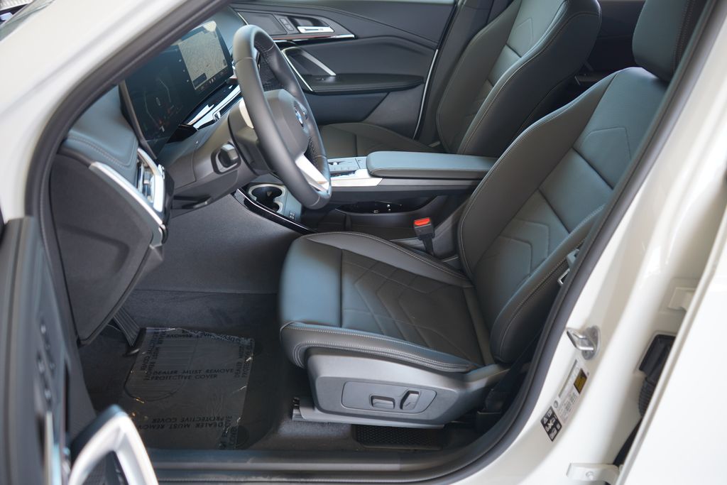 2025 BMW X1 xDrive28i 10